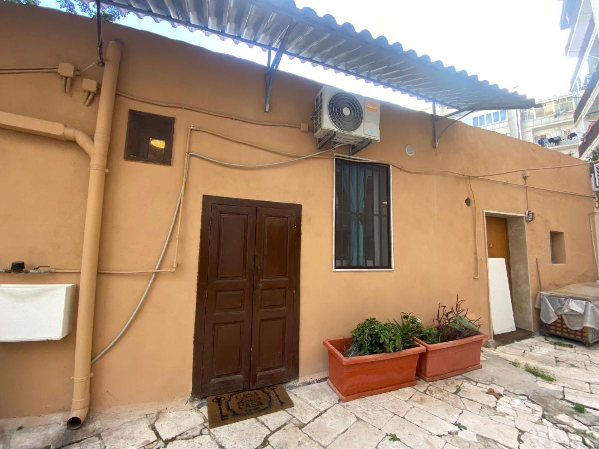 Mini Loft - Bari Centro - A Due Passi Dal Mare Exterior foto