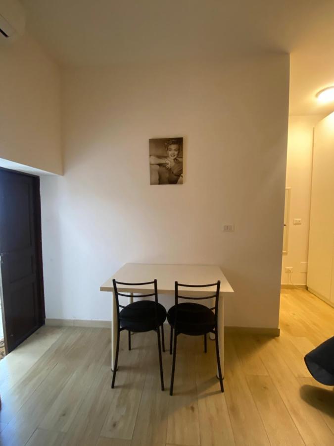 Mini Loft - Bari Centro - A Due Passi Dal Mare Exterior foto